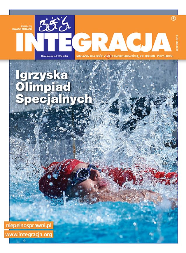 Okładka magazynu Integracja. Na okładce zdjęcie pływaka w basenie i napis: Igrzyska Olimpiad Specjalnych