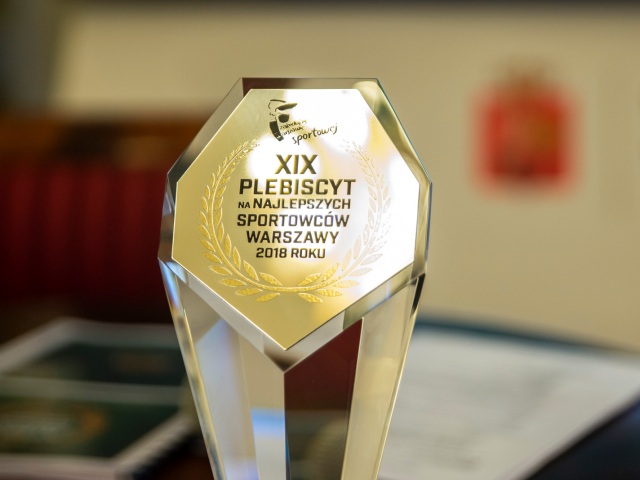 statuetka XIX Plebiscytu na Najlepszych Sportowców Warszawy 2018 roku