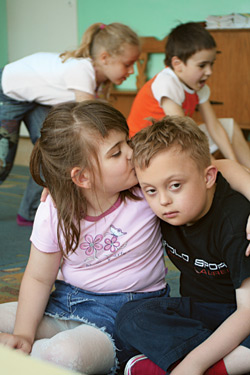 zdjęcie: dzieci z zespołem Downa często nazywane są Muminkami